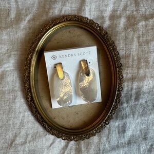 Kendra Scott Aragon Drop Earrings in ivory mother-of-pearl